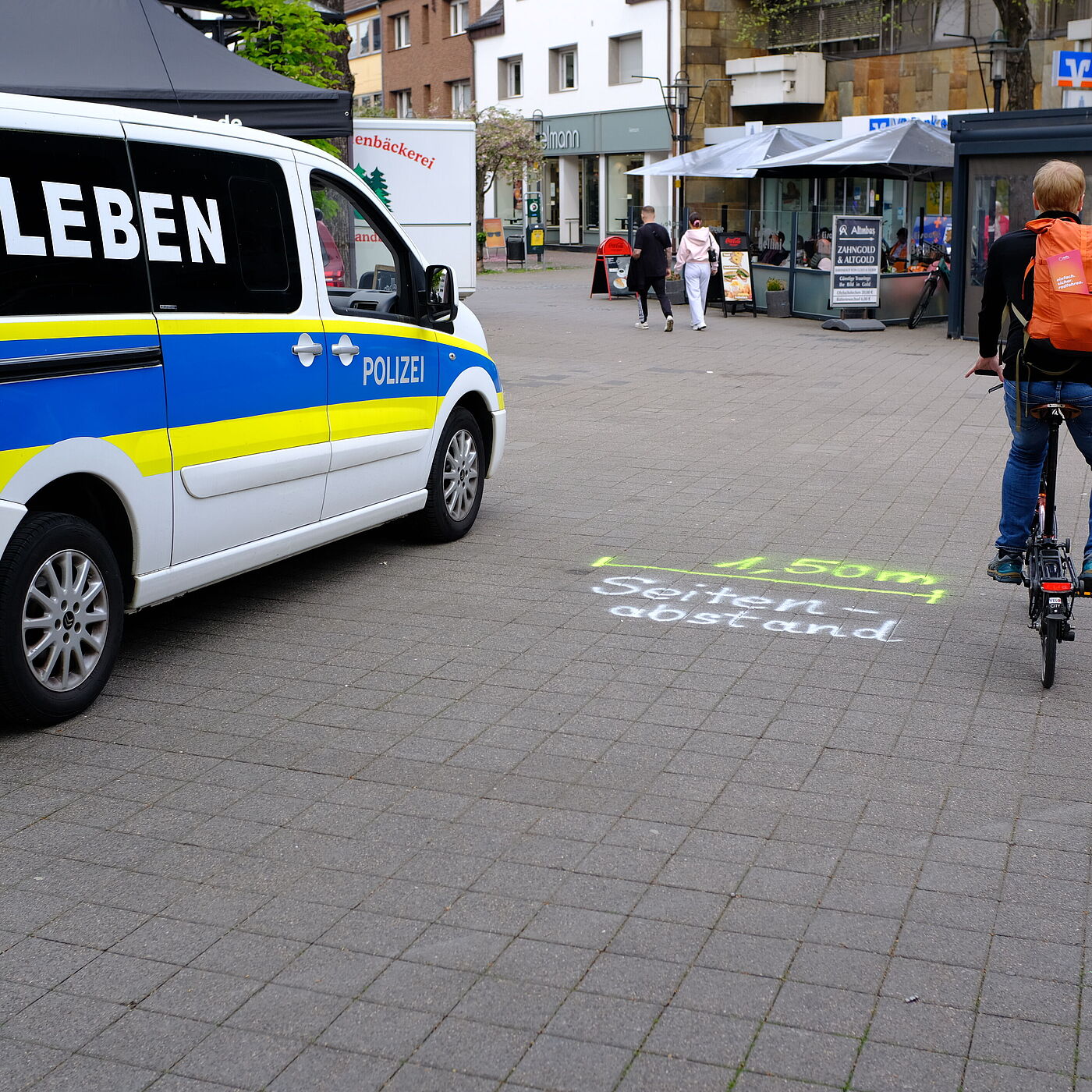 Fahrrad und Auto